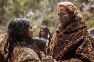 "Winnetou (3) - Der letzte Kampf": Nscho-tschi (Iazua Larios) und Old Shatterhand (Wotan Wilke Möhring) sind bereit, das Lan...