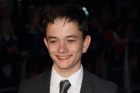 Ist Lewis MacDougall der nächste James Bond?