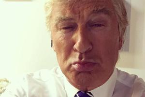 Alec Baldwin parodiert Donald Trump in der Sendung "Saturday Night Live"