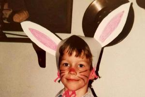 Chris Pratt hat sich als Hase verkleidet