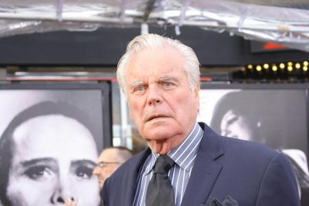 Der heute 86-jährige Robert Wagner ist nur noch vereinzelt im Fernsehen zu sehen, etwa als Stiefvater von Charlie Sheen in 
