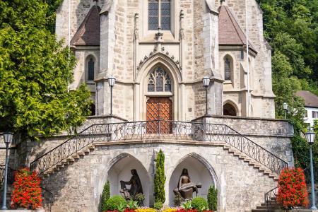 Die Kathedrale St. Florin in Vaduz gilt als das religiöse Zentrum des Landes. Sie wurde von 1869 bis 1873 nach den Plänen vo...