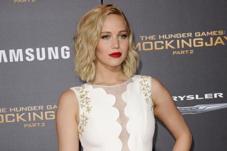 und Hollywood-Superstar Jennifer Lawrence den Weltlinkshändertag.