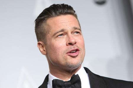 Angelina Jolie scheint sich offenbar schon an Brad Pitts strengen Geruch gewöhnt zu haben. 