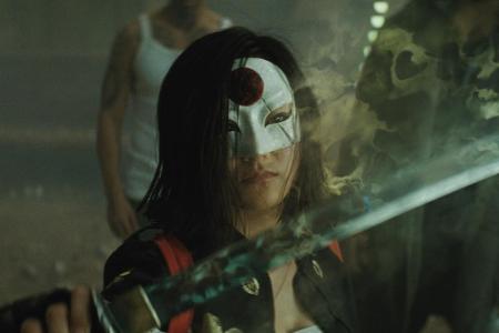 Die Schwertkämpferin Katana (Karen Fukuhara) ist eine Meisterin mit selbigen. In den Comics wie im Film musste sie den Tod i...