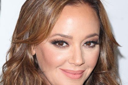 Einige Stars haben hingegen den Austritt geschafft. 30 Jahre war Leah Remini (46) Mitglied in der Sekte. Sie wurde durch ihr...