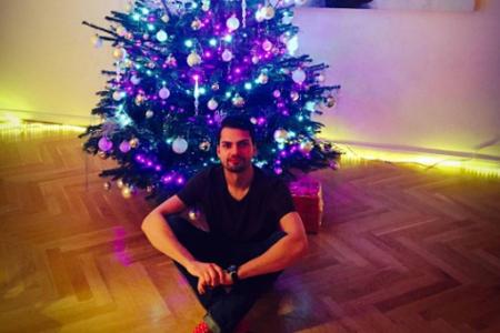 Bei Jimi Blue Ochsenknecht fällt Weihnachten etwas extravaganter aus. Er feierte 