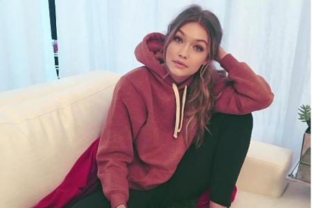 Vor allem Gigi Hadid ist ein großer Hoodie-Fan. Erst kürzlich wurde sie bei den British Fashion Awards zum Model des Jahres ...