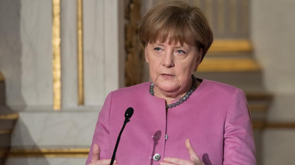 Causa Boateng: Angela Merkel kritisiert Alexander Gauland scharf