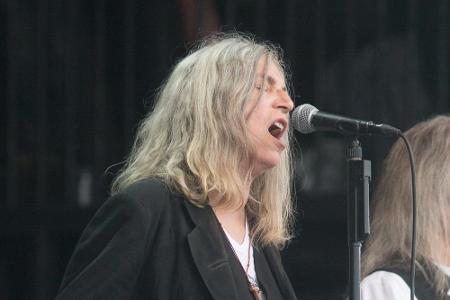 Wie wichtig Patti Smith (68) für die Musikgeschichte ist, sieht man schon an ihren prominenten Fans: Unter anderem Madonna, ...