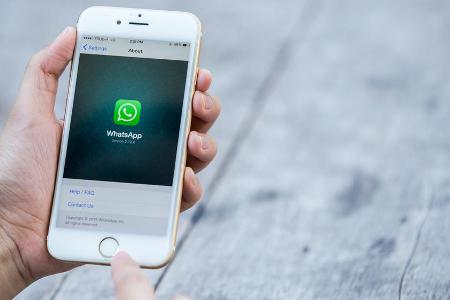 Über eine Milliarde Menschen weltweit nutzen WhatsApp