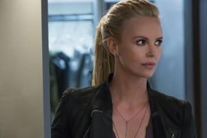 Das erste Foto von Charlize Theron in "Fast & Furious 8"