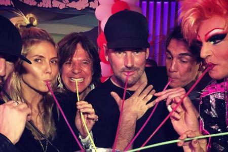 Heidi Klum und ihre bunte Ballermann-Party-Truppe