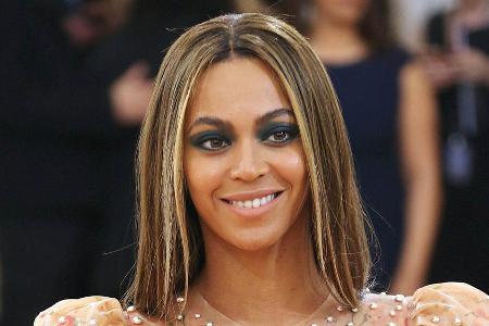 Beyoncé zeigt sich stilsicher, erntet jetzt aber Kritik für ihre Mode