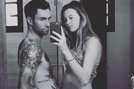 Adam Levine nimmt an jedem Schritt der Schwangerschaft seiner Frau Behati Prinsloo teil