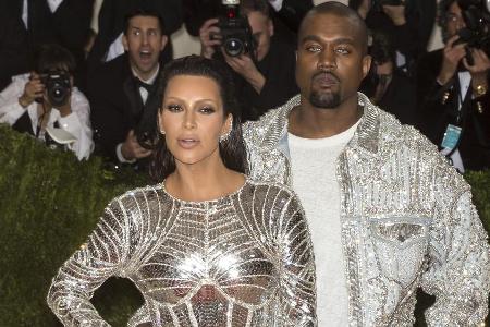 Kanye West und seine Ehefrau Kim Kardashian bei der Met Gala in New York