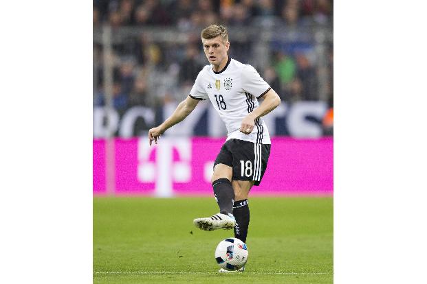 18 Kroos.jpg