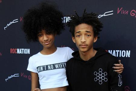 Sowohl Willow als auch Jaden glänzten bereits an der Seite ihres Vaters Will Smith. Die 14-Jährige wirkte bei 