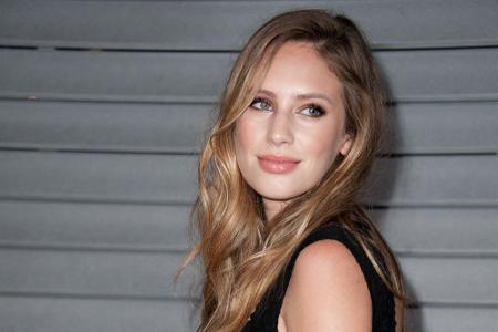 Dylan Penn hat ebenfalls gleich zwei Top-Stars als Eltern: Oscar-Preisträger Sean Penn und 