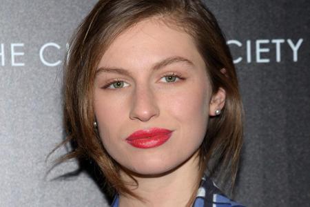 Eine klassische Schönheit ist Tali Lennox zwar nicht, aber ihr Gesicht ist genauso ausdrucksstark wie das ihrer Mutter Annie...