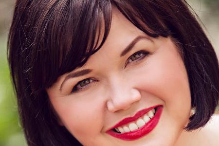 Geneva Lee, Autorin der 