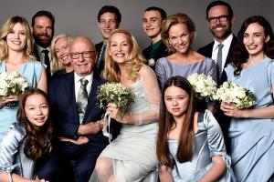 Rupert Murdoch und Jerry Hall (Mitte) präsentieren ihre Patchwork-Familie