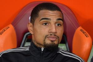 Profifußballer Kevin-Prince Boateng muss sein Buch vom Markt nehmen