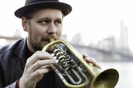 2017 wird Stefan Dettl seine Trompete wieder für LaBrassBanda im Einsatz haben