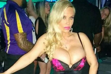 Ganz schön freizügig: Coco Austin präsentiert ihren Mega-Vorbau
