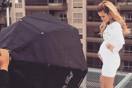 So schön schwanger zeigt sich Audrina Patridge bei einem Fotoshooting für das Magazin 