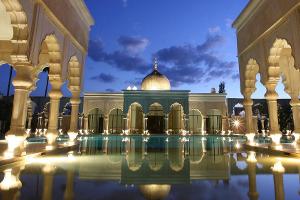 Poollandschaft nach Feng Shui: Palais Namaskar