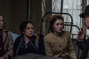 Familie Frank taucht in einem Hinterhaus unter