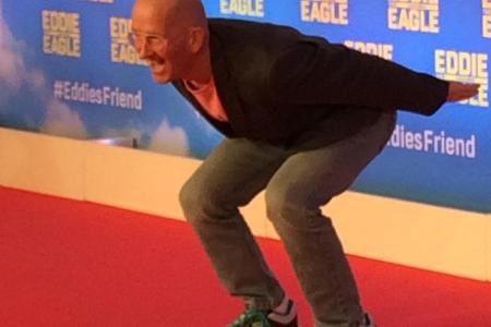 Verrückter Hund auch bei der Premiere: Michael Edwards, genannt 