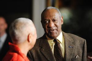 Bill Cosby und seine Frau Camille (li.) haben vor Gericht keinen leichten Stand