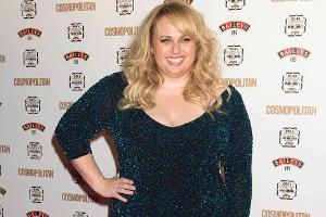 Rebel Wilson steht zu ihren Kurven