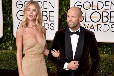 Stolz präsentierte Rosie Huntington-Whiteley an der Seite von Jason Statham ihren Verlobungsring