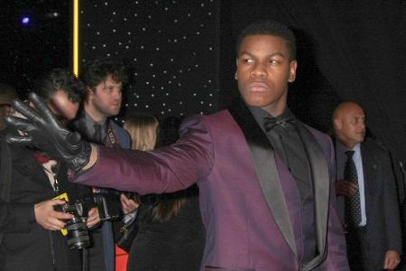 John Boyega verspricht einen düstereren 