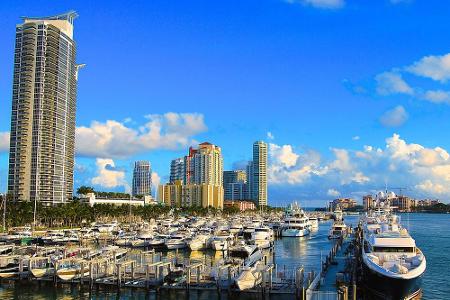 Schwimmender Luxus: Yachthafen in Miami Beach
