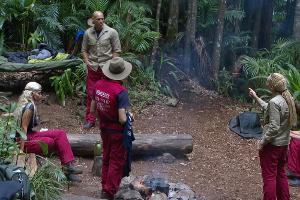 Könige in spe: Nur noch Sophia Wollersheim, Thorsten Legat, Menderes Bagci und Helena Fürst können das Dschungelcamp 2016 ge...