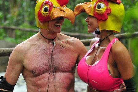 Aber es gab auch Erfreuliches an Tag 6: Jürgen Milski und Sophia Wollersheim gehen zusammen als vergnügtes Hühnerpaar auf 