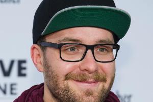 Die "Stimme" von Mark Forster, begleitet von Felix Jaehns Elektro-Beats, ist in den Single-Charts auf Eins