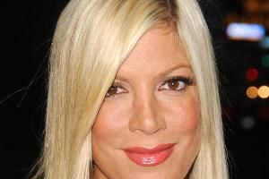 Ob in ihrem Buch oder in diversen Talkshows: Tori Spelling scheut sich nicht, ihre Finanzprobleme in aller Öffentlichkeit an...