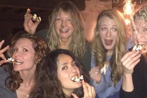 Selma Hayek und Blake Lively hatten sichtlich Spaß