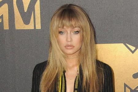Ist der Pony von Gigi Hadid echt oder nicht?