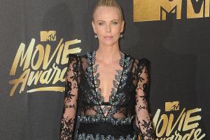 Sexy Hingucker: Charlize Theron bei den MTV Movie Awards