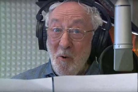 Dieter Hallervorden beim Einsingen seines neuesten Videos