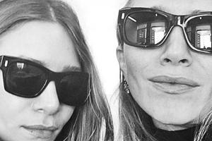 "Erstes offizielles Selfie" schrieben die Olsen-Twins zu diesem Bild auf Instagram