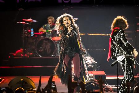 Steven Tyler (M.) und Aerosmith bei einem Auftritt im Jahr 2014