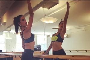 Topmodel Alessandra Ambrosio hält ihren Traumkörper mit Ballet Barre Workout