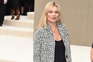 Die professionelle Pose: Kate Moss bei einem "Burberry"-Event im Herbst 2015